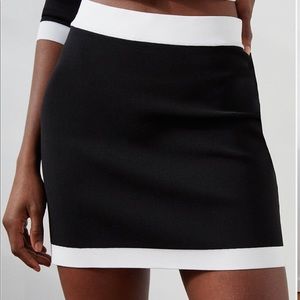 Babaton legacy skirt size S